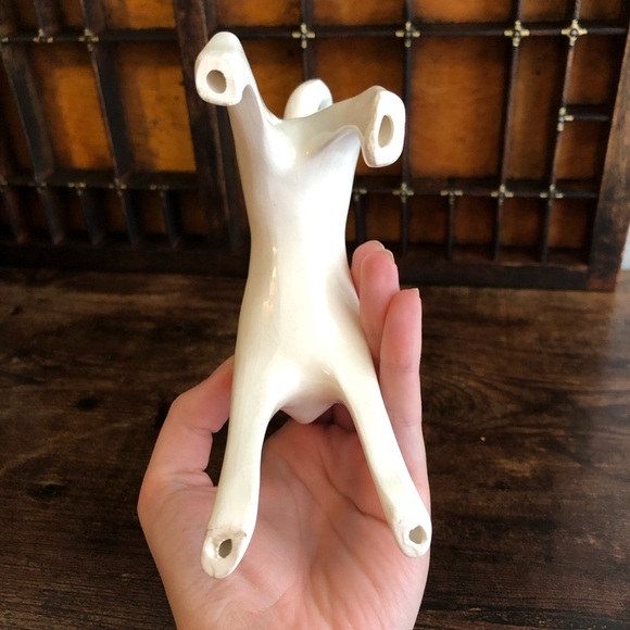 Vintage Elegant White Ceramic Greyhound MCM Figurine - Picture 9 of 10